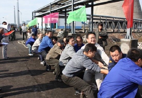 寶泰隆公司慶國(guó)慶拔河比賽