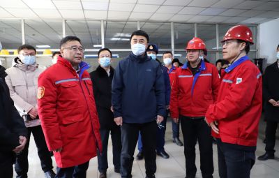 市委副書記、市長(zhǎng)李兵蒞臨寶泰隆開展“兩會(huì)”前安全生產(chǎn)檢查