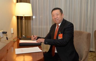 全國(guó)人大代表、寶泰隆董事長(zhǎng)焦云：發(fā)揮資本市場(chǎng)資源配置樞紐作用 給東北企業(yè)更多支持