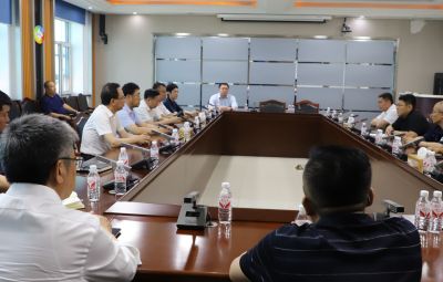 市委副書記、市長李兵蒞臨寶泰隆座談?wù){(diào)研